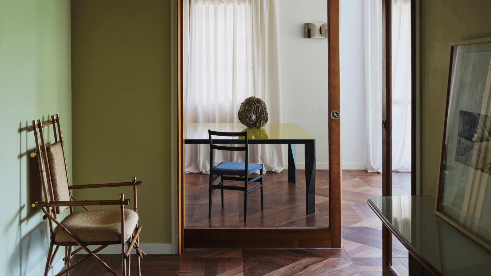 A 1970s apartment merging iconic design and contemporary comfort