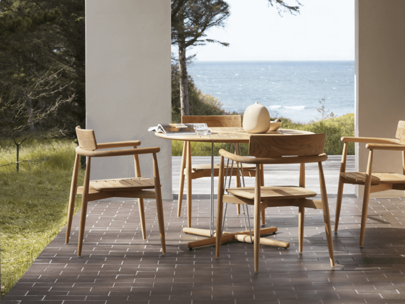 Carl Hansen & Søn Embrace