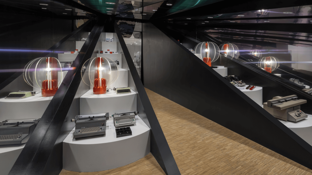 Gae Aulenti alla Triennale di Milano